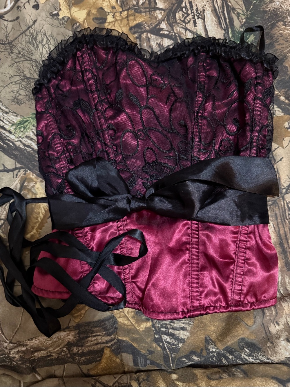 Black & Burgundy Lace Corset Top Coqutte